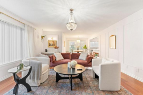 Royal Oaks Lux Villa with Fenced Yard, Near Vanmall & PDX